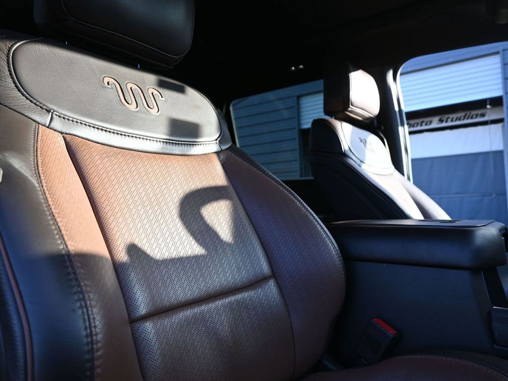 Used 2025 Ford F350 King Ranch w/ Chrome Package image 47