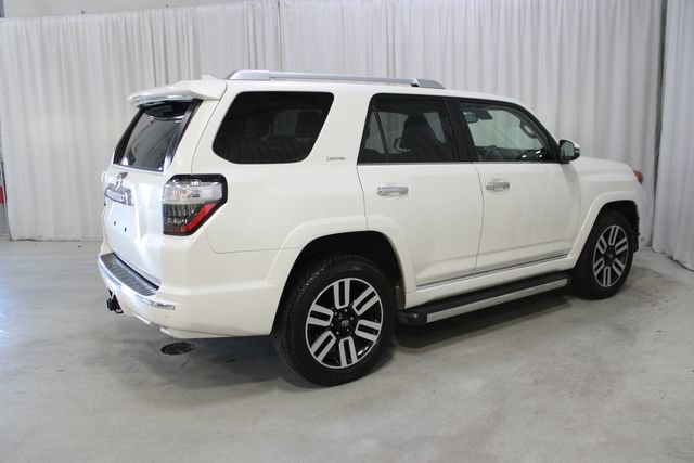 Used 2022 Toyota 4Runner Limited AWD/4WD image 34