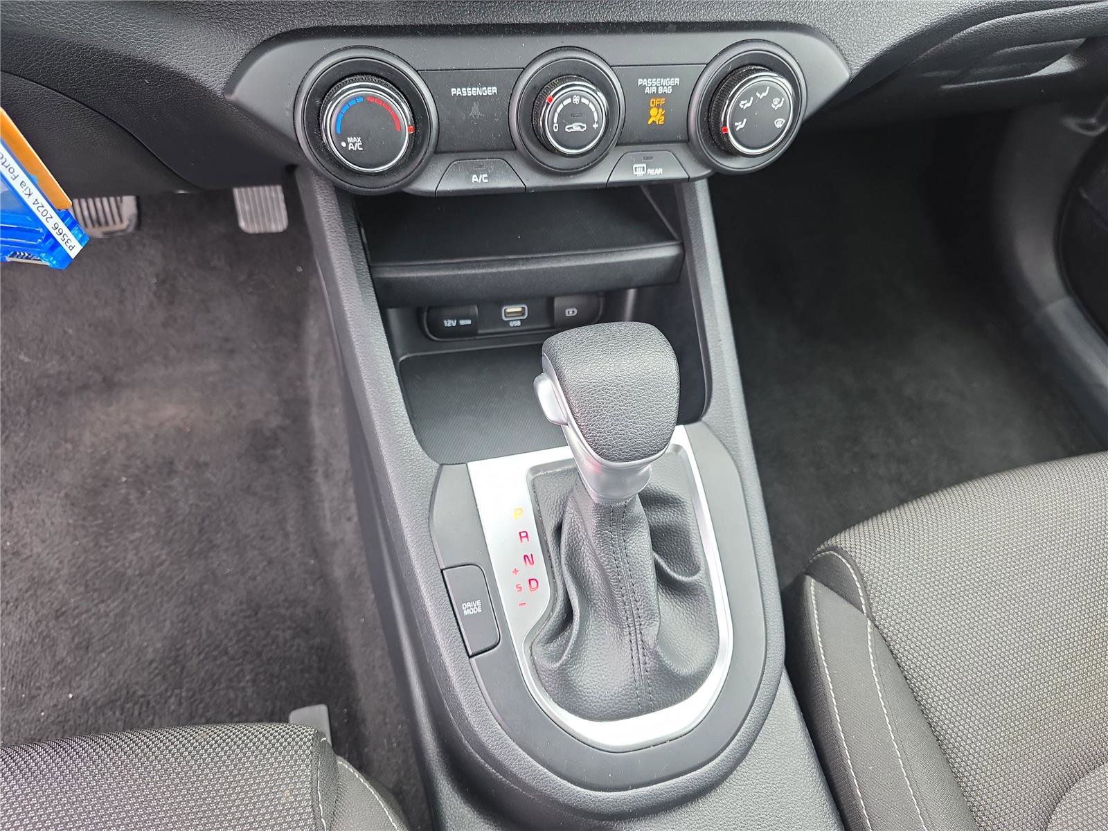 Used 2024 Kia Forte LXS image 27