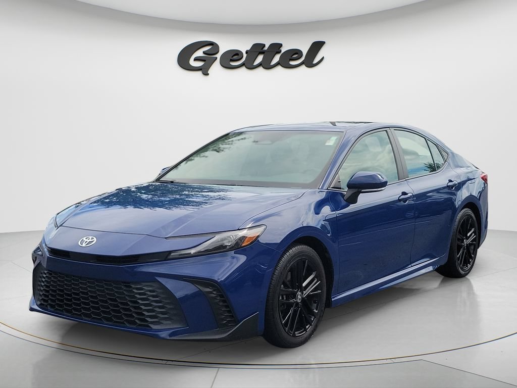 Used 2025 Toyota Camry SE