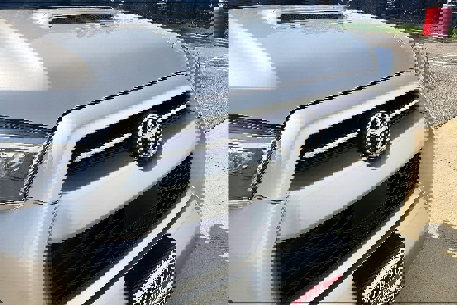 Used 2023 Toyota 4Runner TRD Off-Road image 34