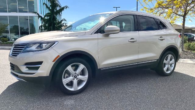 Used 2017 Lincoln MKC Premiere FWD image 7