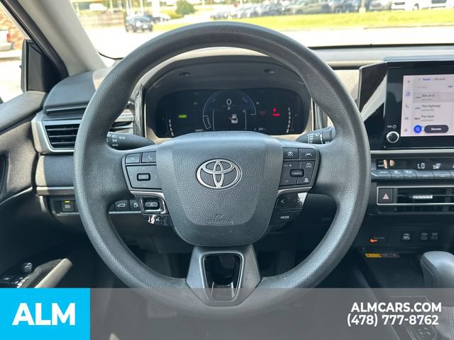 Used 2025 Toyota Camry LE FWD image 28