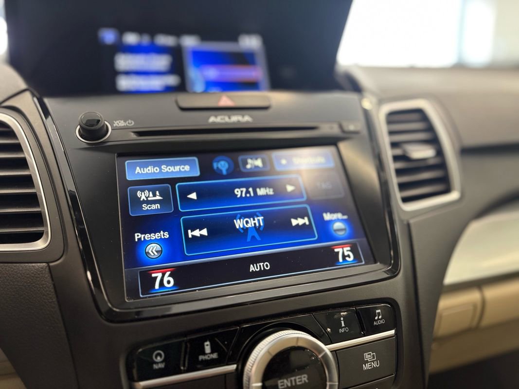 Used 2018 Acura RDX AWD w/ Advance Package image 29