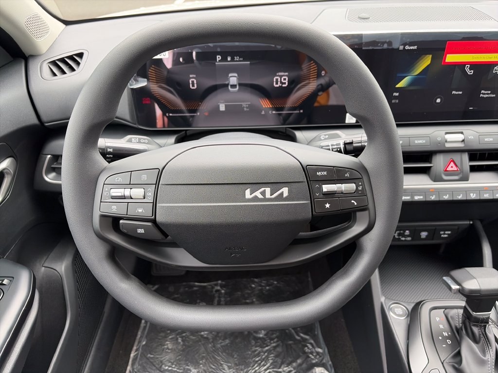 New 2026 Kia K4 FWD image 11