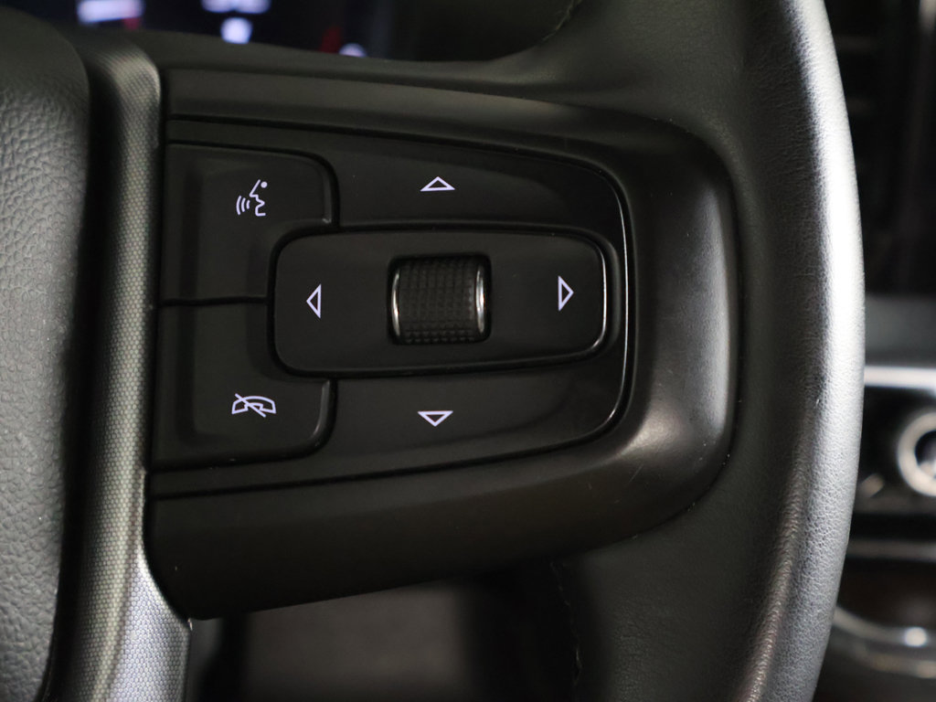 Used 2025 GMC Sierra 1500 SLT AWD/4WD image 36