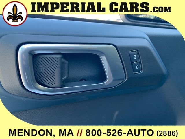 New 2025 Ford Bronco Heritage Edition image 16