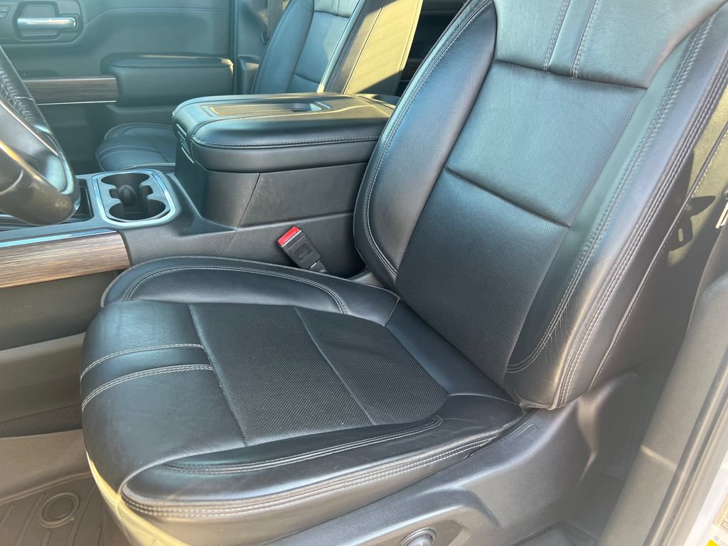 Used 2021 Chevrolet Silverado 3500 High Country w/ Snow Plow Prep/Camper Package AWD/4WD image 12