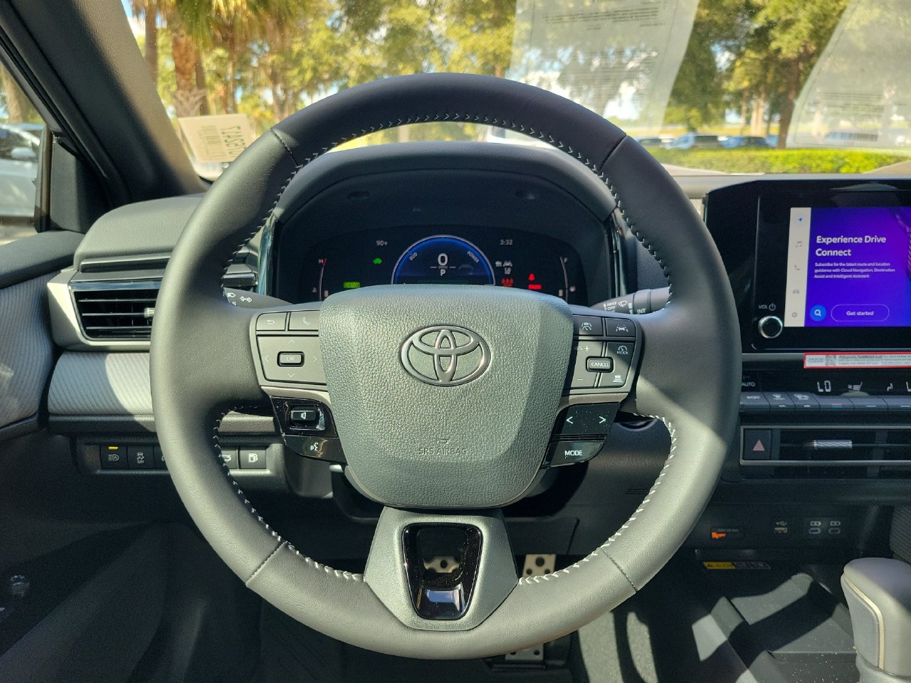 Used 2026 Toyota Camry SE FWD image 17