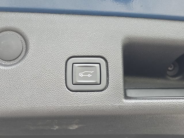 Used 2024 Chevrolet Equinox LT FWD image 8