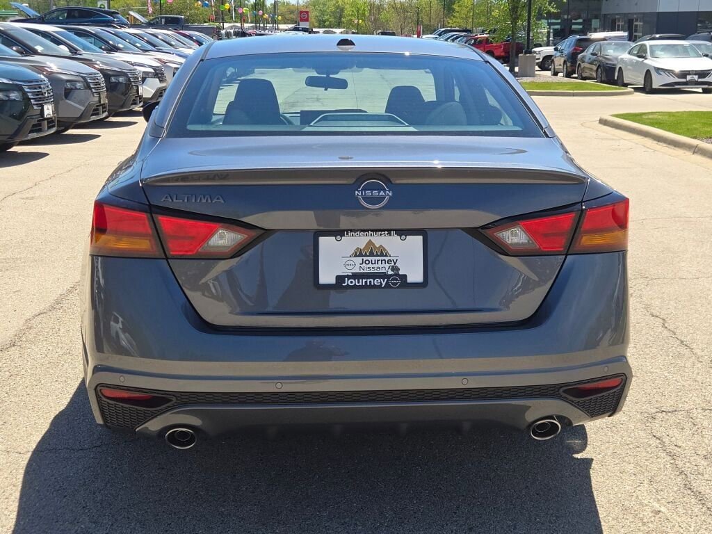 New 2026 Nissan Altima 2.5 SV w/ SV Special Edition Package FWD image 12