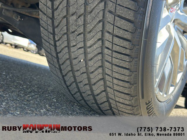 Used 2023 GMC Yukon Denali w/ Advanced Technology Package AWD/4WD image 30
