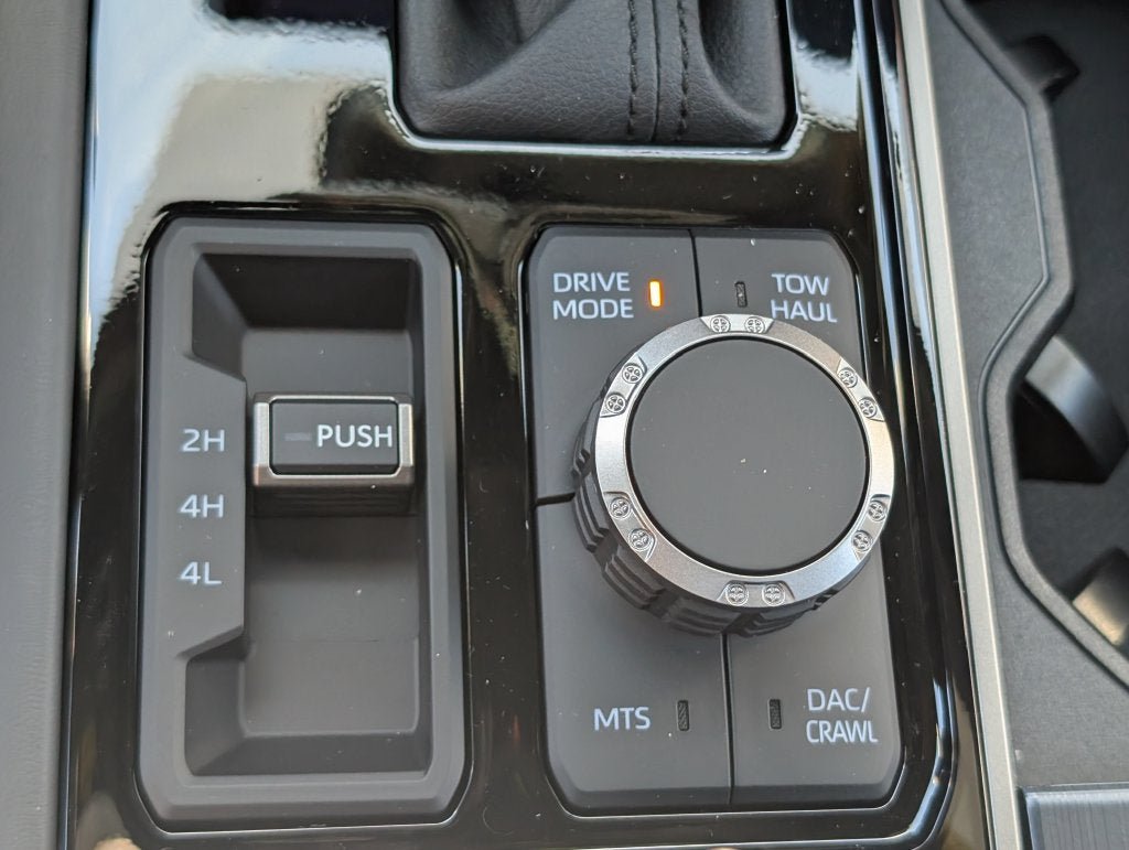 New 2026 Toyota Tundra Platinum w/ TRD Off-Road Package AWD/4WD image 25