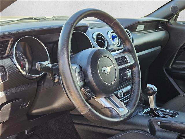 Used 2015 Ford Mustang Coupe RWD image 10