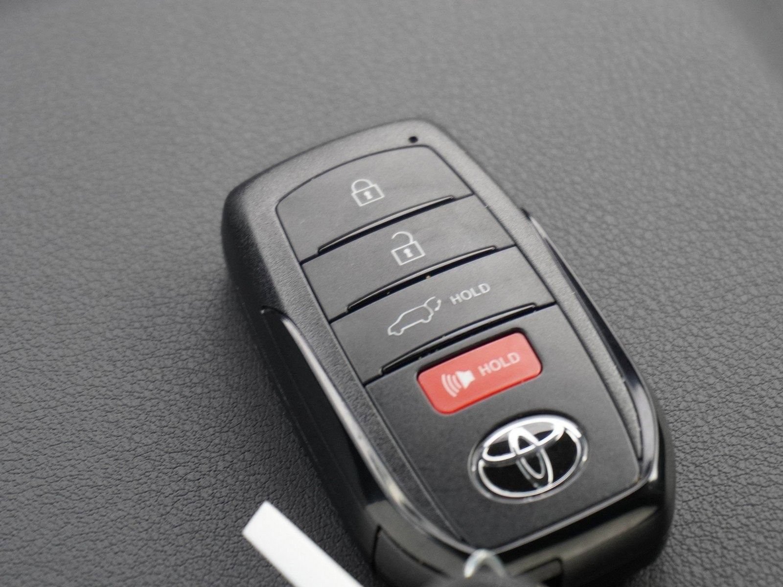 New 2026 Toyota bZ FWD image 18