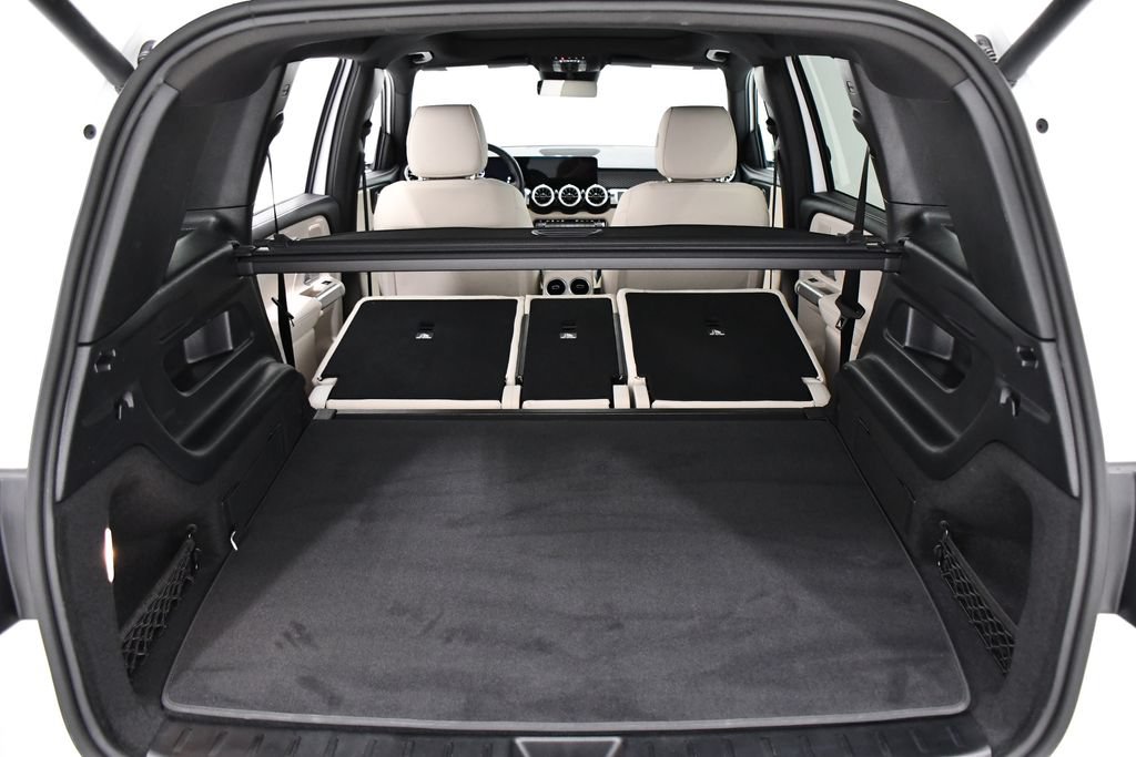 Certified 2026 Mercedes-Benz GLB 250 4MATIC image 23