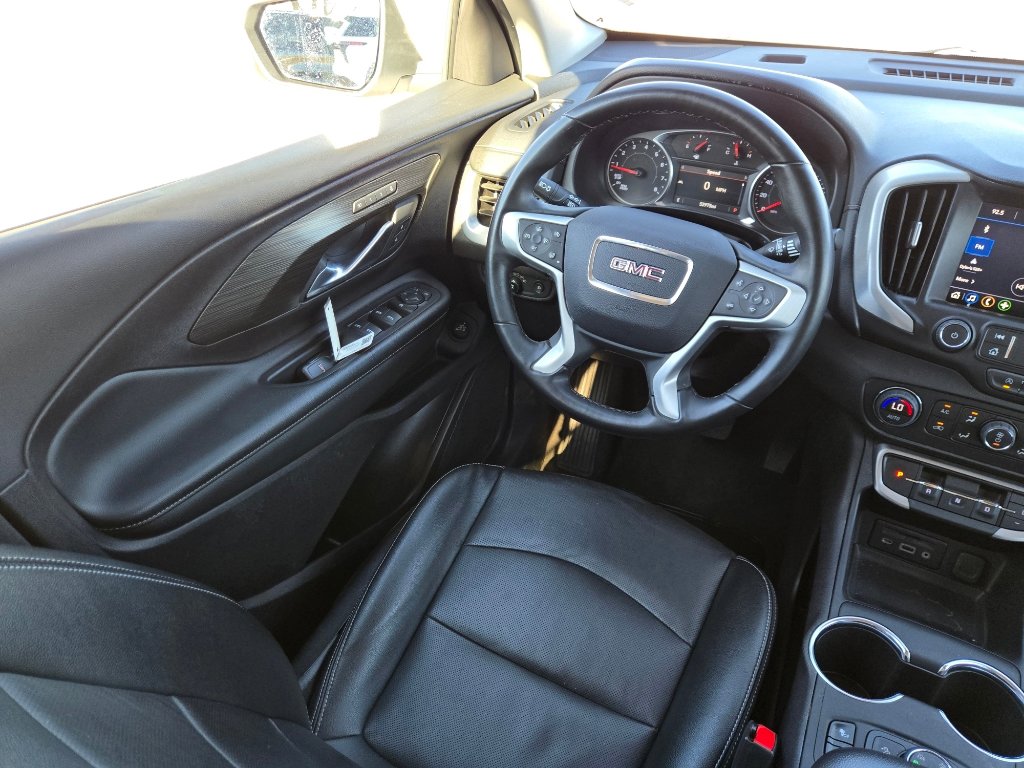 Certified 2024 GMC Terrain SLT image 17