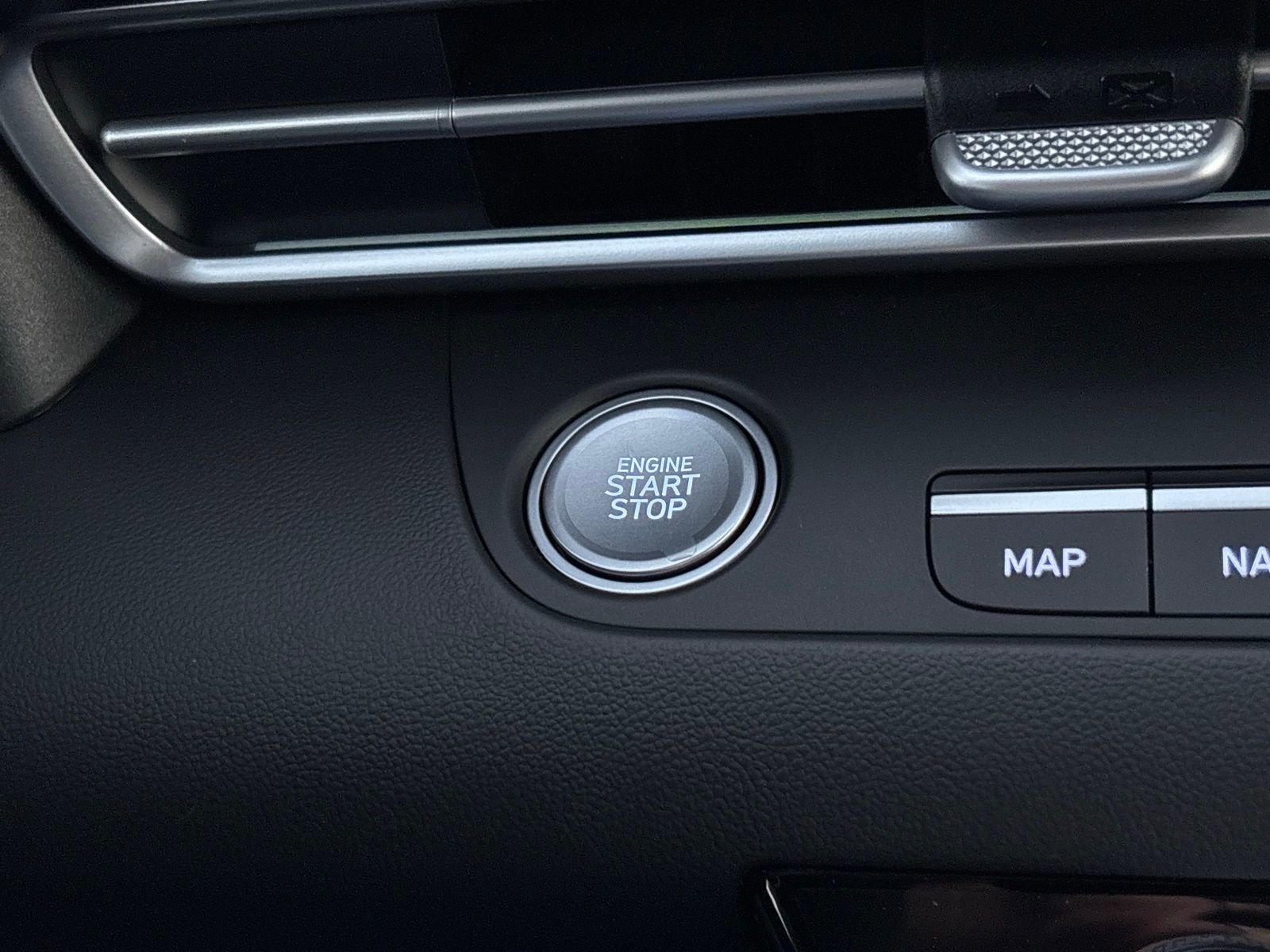 New 2026 Hyundai Elantra Limited image 22