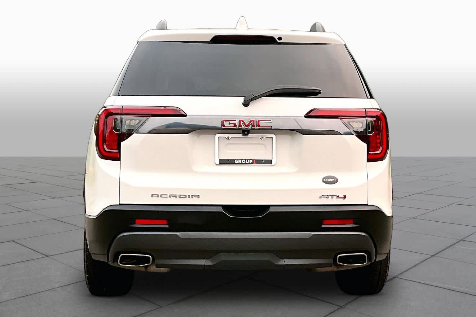 Used 2023 GMC Acadia AT4 w/ Preferred Package AWD/4WD image 5