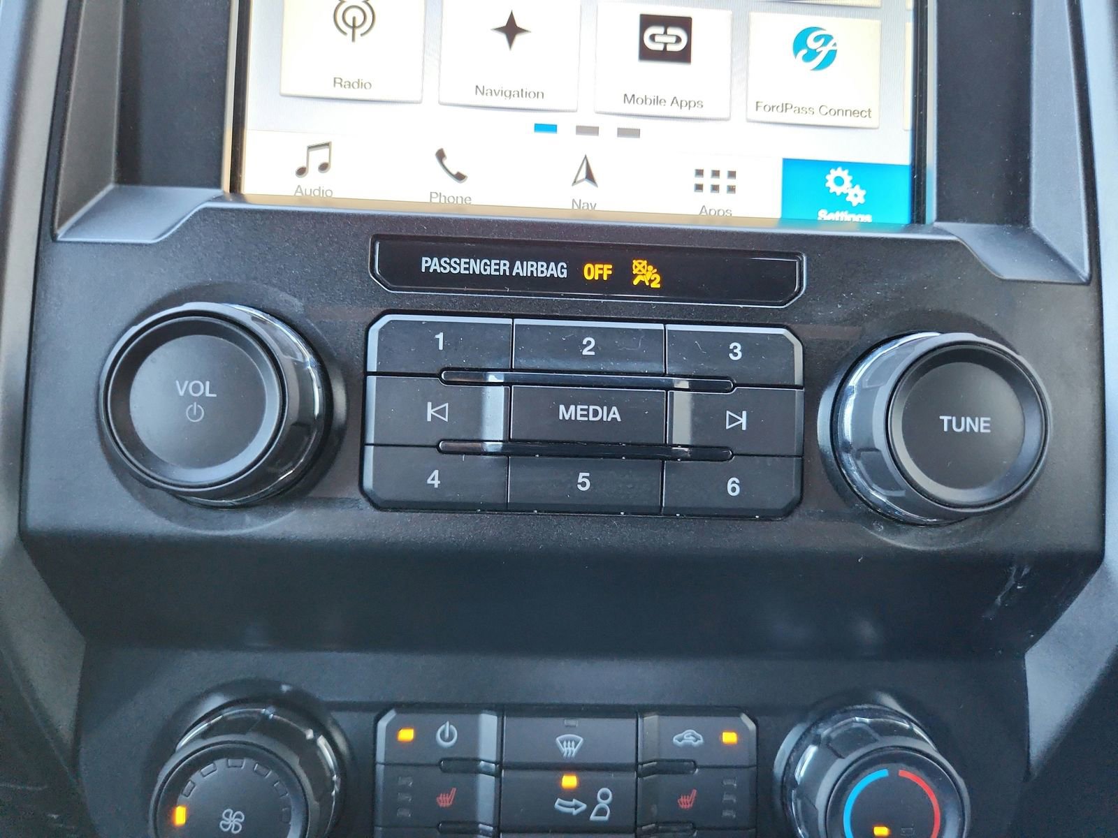 Used 2019 Ford F150 XLT w/ Equipment Group 302A Luxury image 19