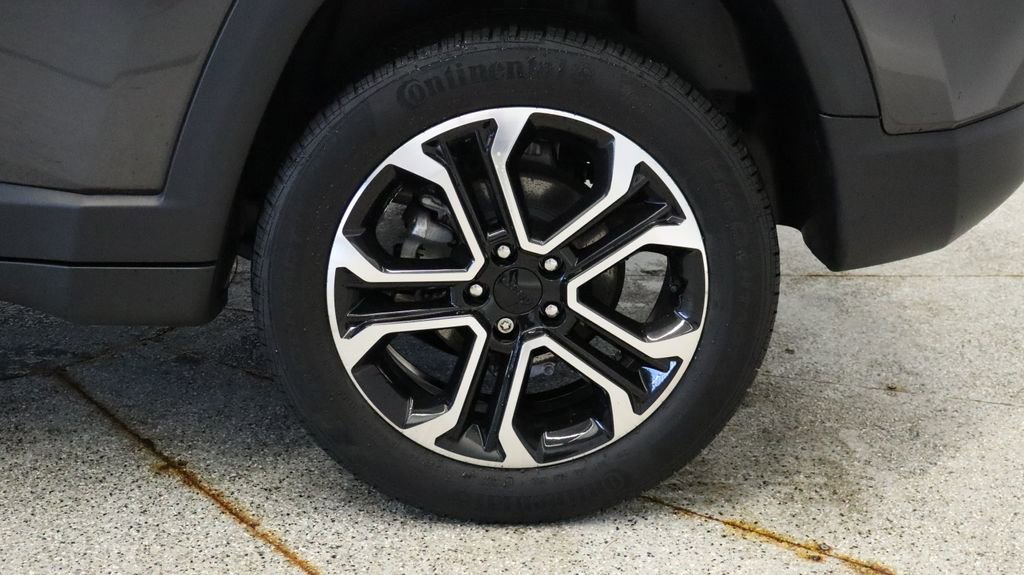 Certified 2022 Jeep Compass Limited image 14