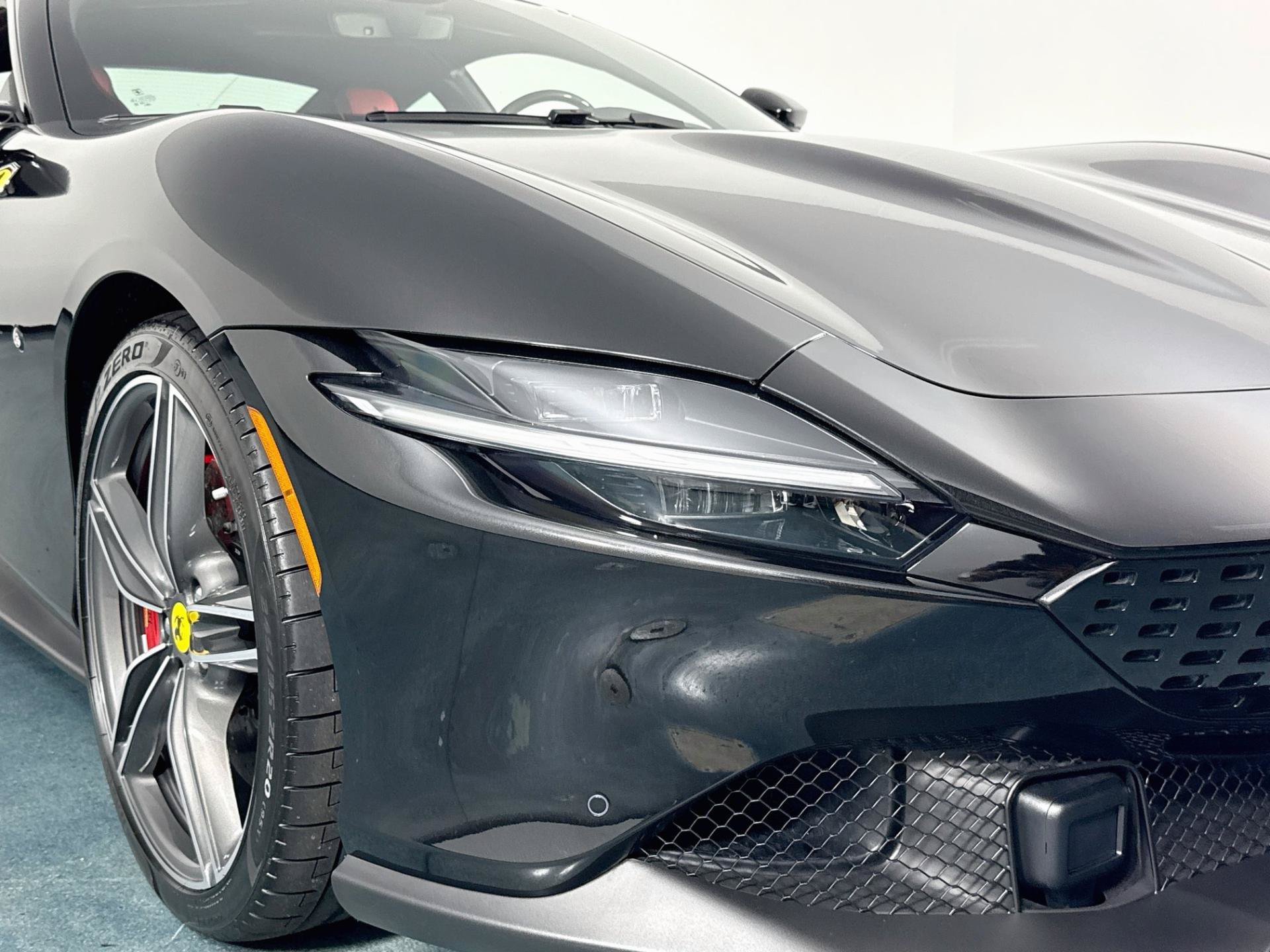 Used 2022 Ferrari Roma RWD image 57