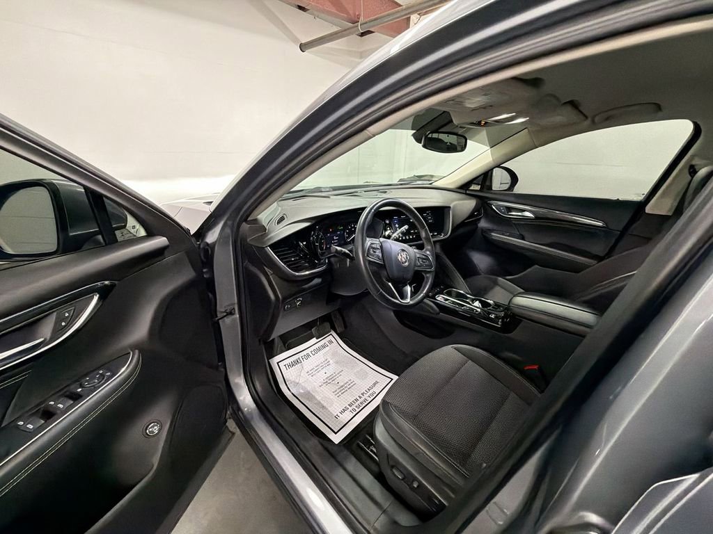 Used 2022 Buick Envision Preferred image 10