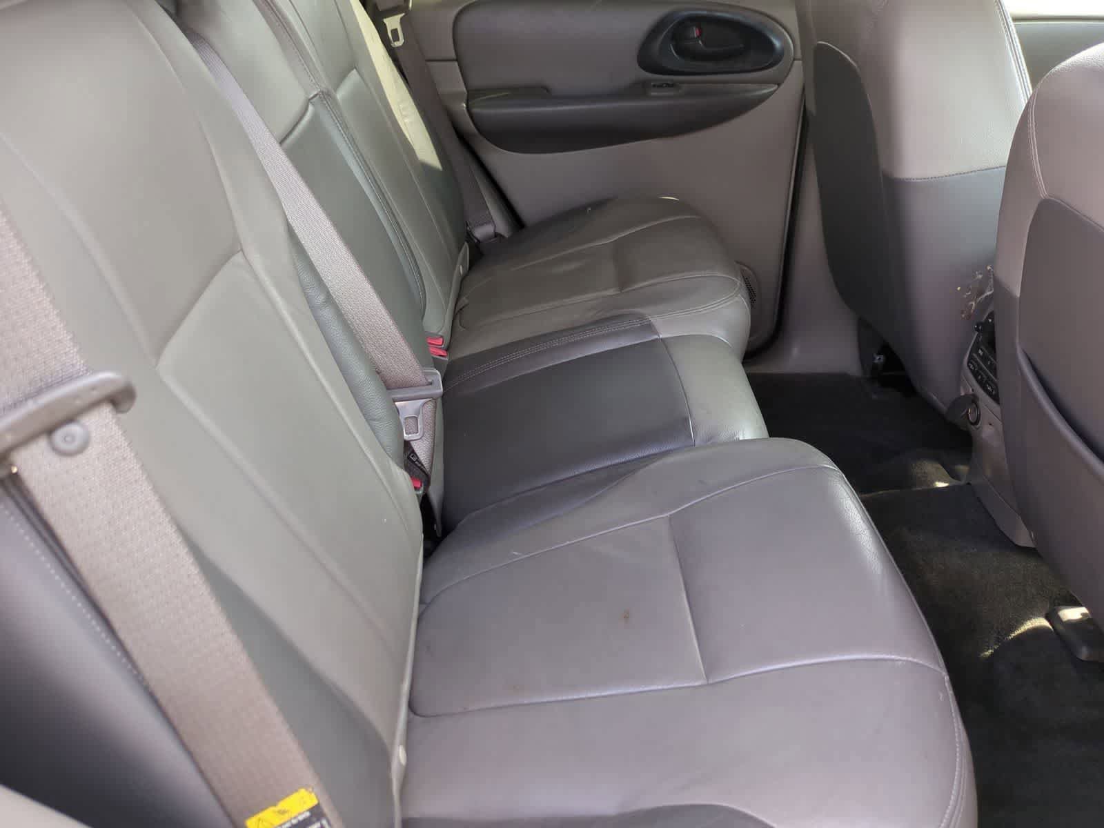 Used 2004 Chevrolet TrailBlazer LT w/ LT Preferred Equipment Group AWD/4WD image 20