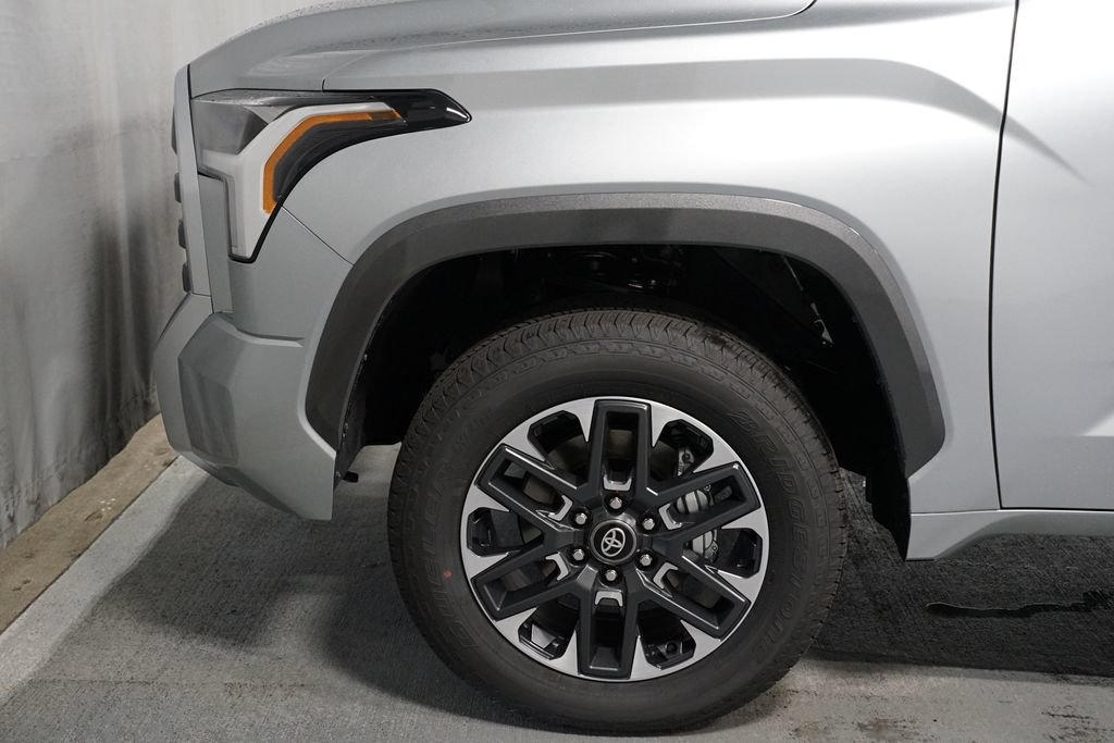 New 2026 Toyota Tundra Limited AWD/4WD image 5