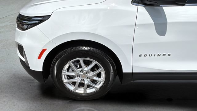 Used 2024 Chevrolet Equinox LT FWD image 34