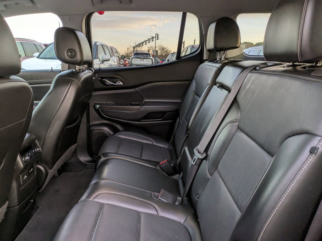 Used 2021 GMC Acadia SLT AWD/4WD image 15