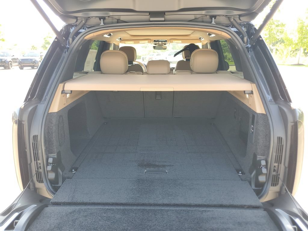 New 2026 Land Rover Range Rover SE AWD/4WD image 31
