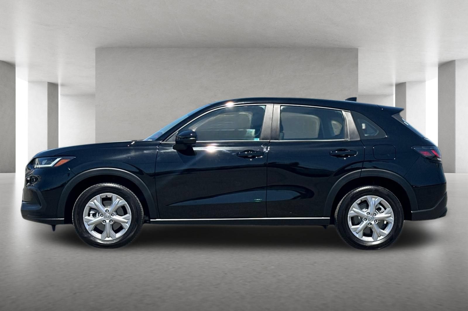 Used 2024 Honda HR-V LX image 7