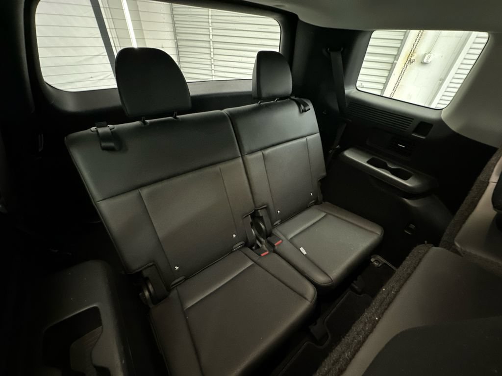 Used 2024 Hyundai Santa Fe SEL FWD image 17
