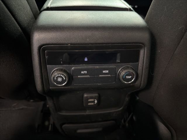 Used 2019 GMC Acadia SLE image 28