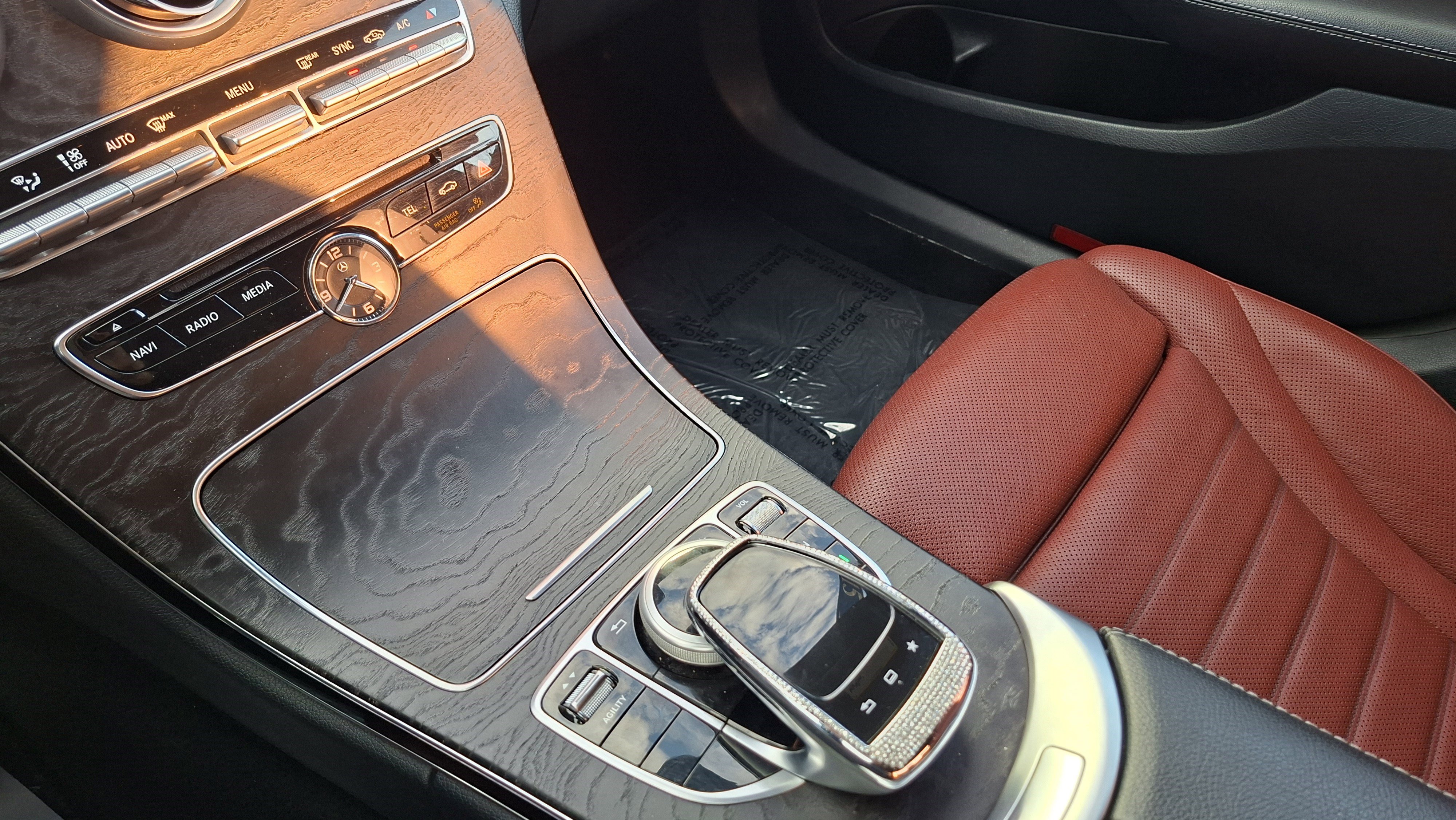 Used 2015 Mercedes-Benz C 400 4MATIC image 16