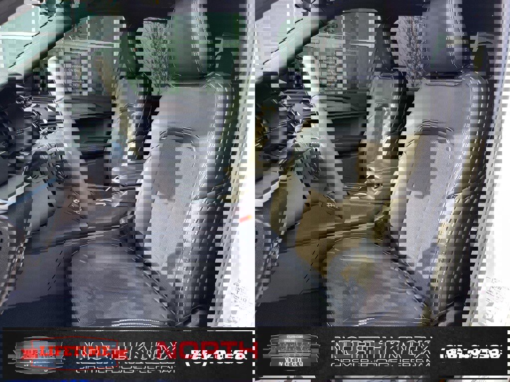 Used 2025 Jeep Grand Cherokee L Altitude image 4