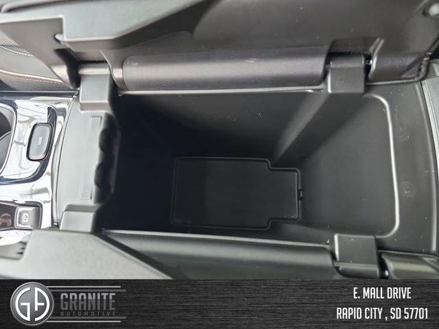 Used 2023 Buick Envision Avenir image 26