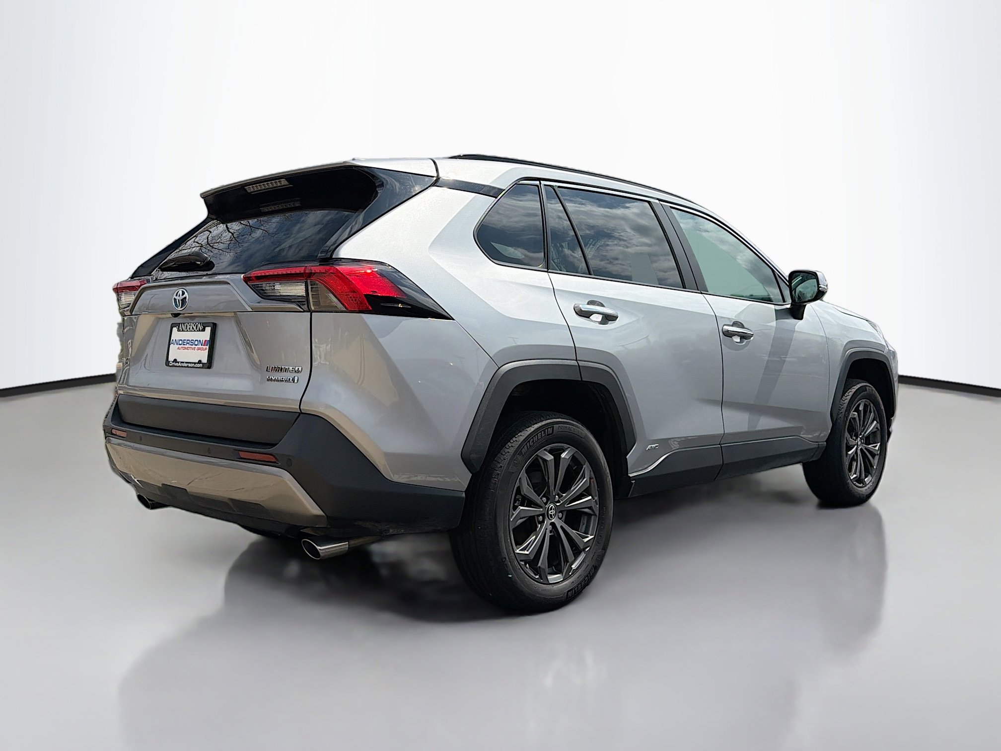Used 2024 Toyota RAV4 Limited AWD/4WD image 2