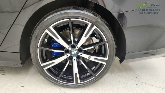 Used 2027 BMW 530i w/ M Sport Package RWD image 78