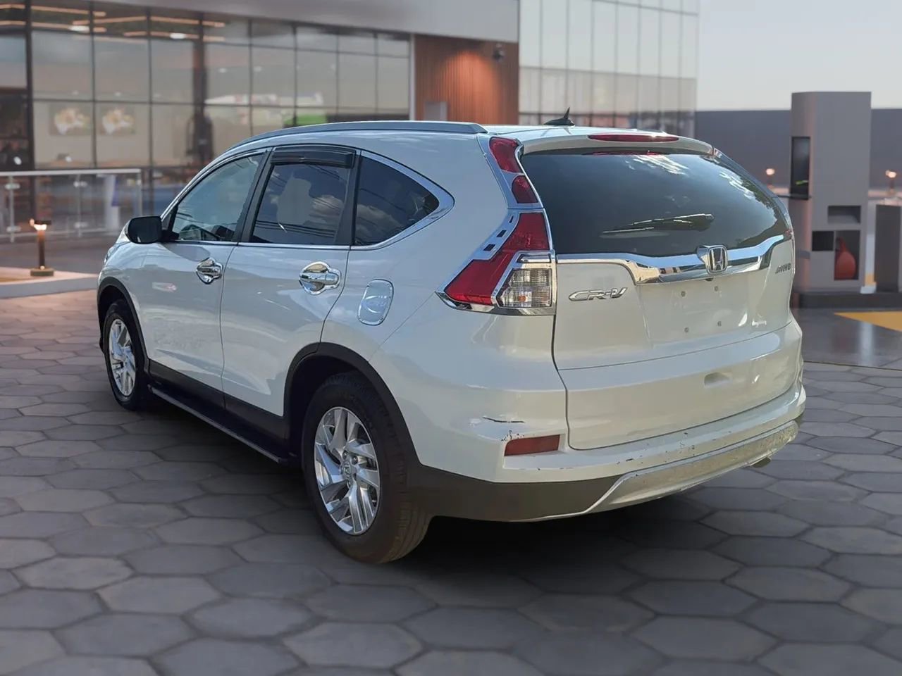 Used 2016 Honda CR-V EX-L image 6