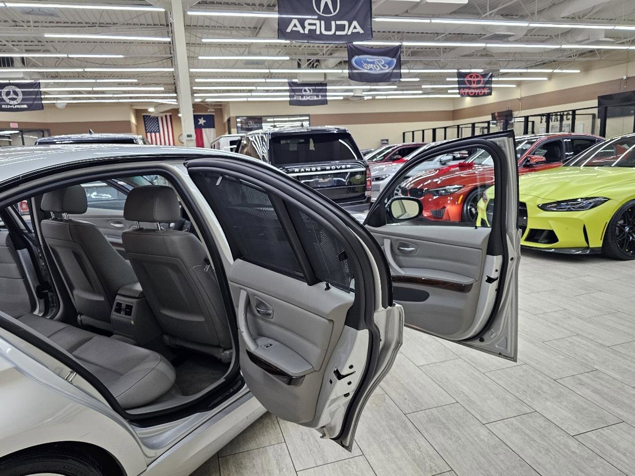 Used 2011 BMW 335i Sedan image 13