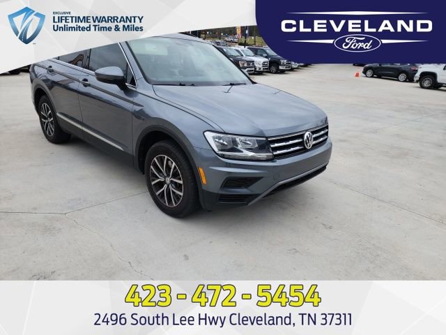 Used 2020 Volkswagen Tiguan SE w/ Panoramic Sunroof Package