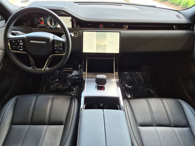 Used 2026 Land Rover Range Rover Evoque Dynamic SE AWD/4WD image 12