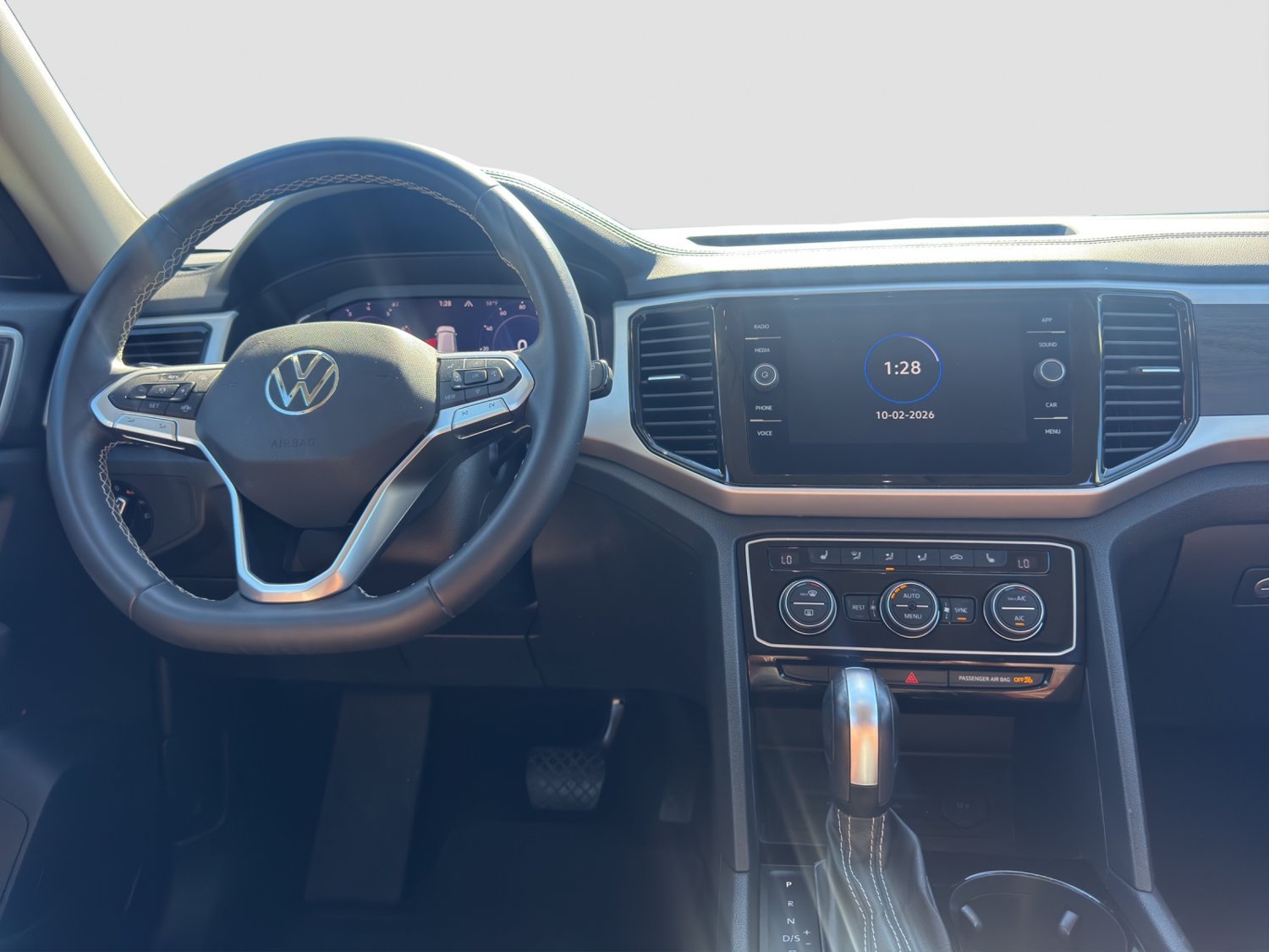 Used 2022 Volkswagen Atlas SE AWD/4WD image 14