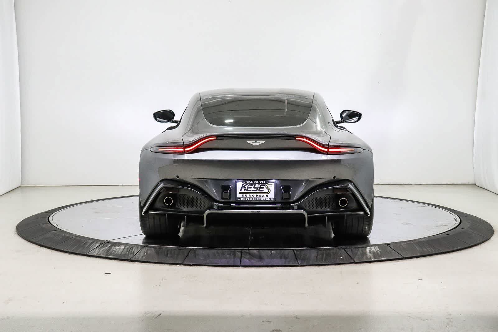 Used 2020 Aston Martin V8 Vantage Coupe RWD image 3