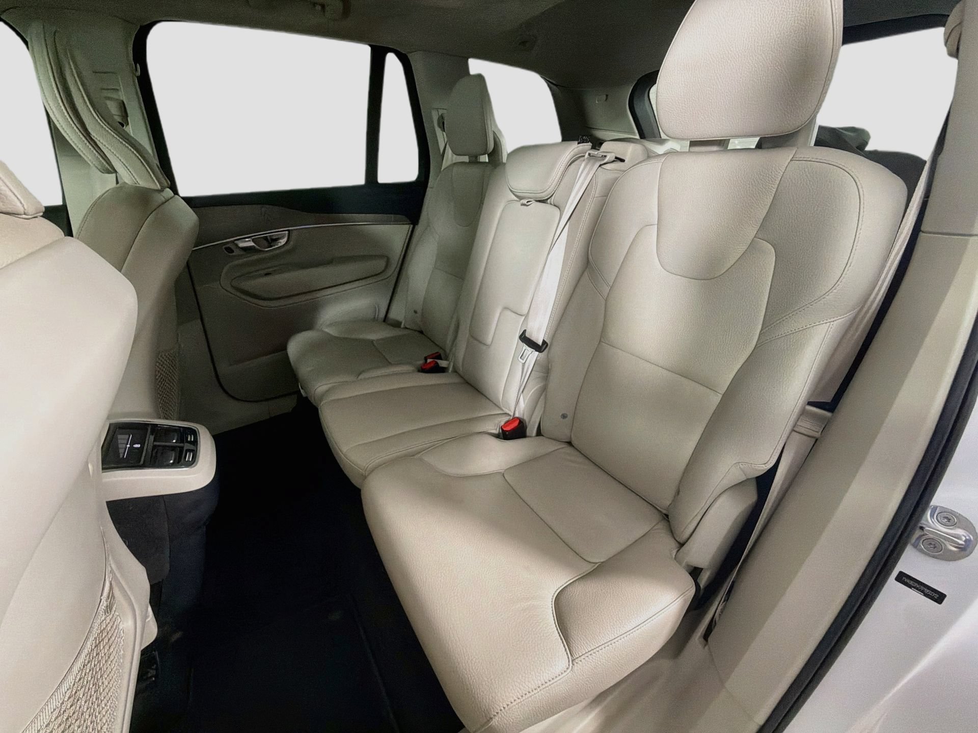 Certified 2023 Volvo XC90 B6 Core w/ Protection Package Premier AWD/4WD image 22