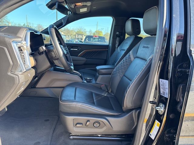 Used 2023 GMC Canyon Denali image 14