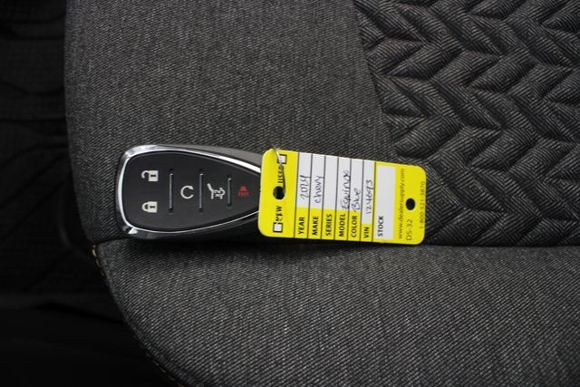 Used 2024 Chevrolet Equinox LT w/ LPO, Floor Liner Package image 7