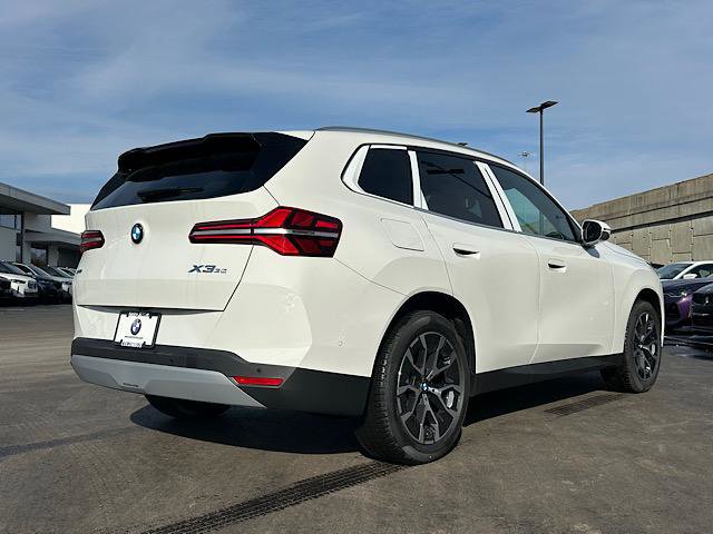 New 2026 BMW X3 xDrive30 w/ Premium Package image 3